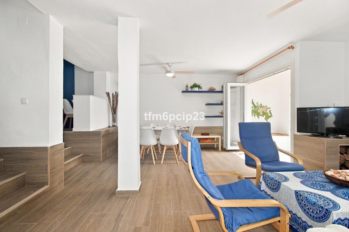 Semi-detached House for Sale in Casares