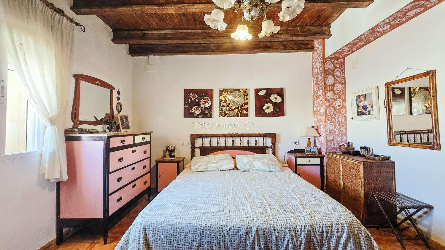 House for Sale in Villalonga