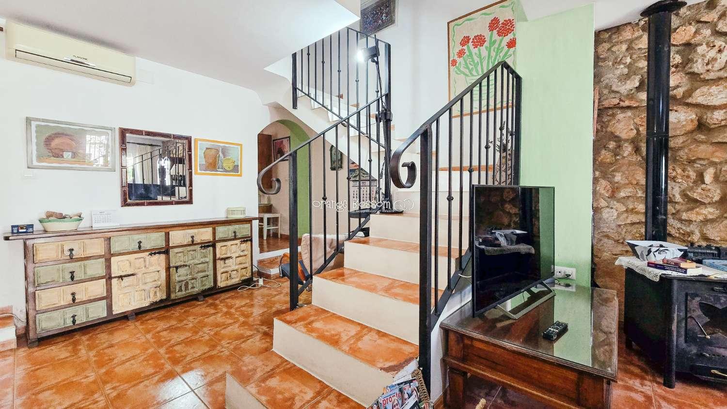 House for Sale in Villalonga