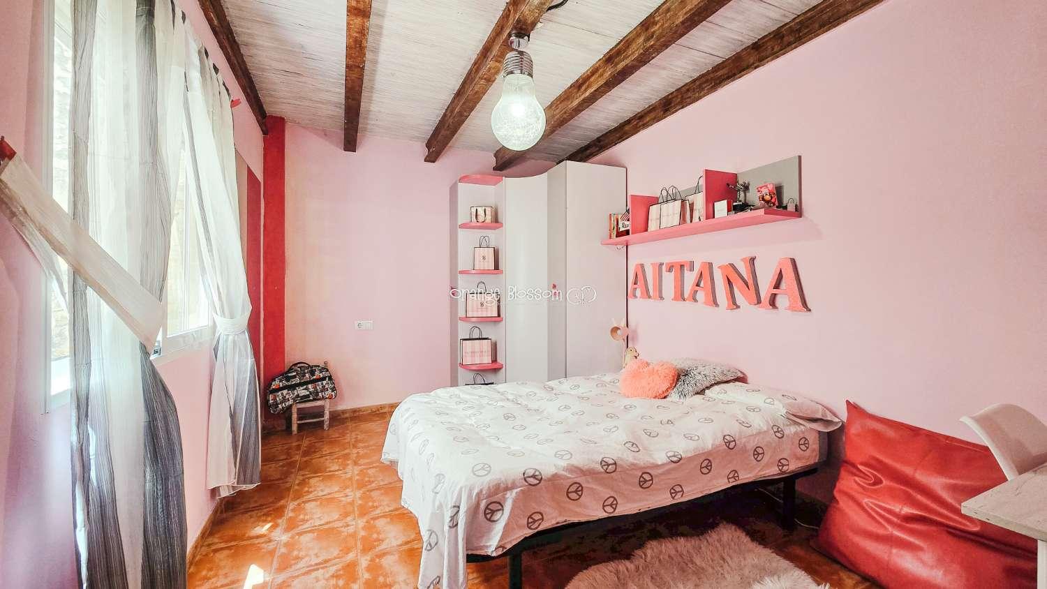 House for Sale in Villalonga