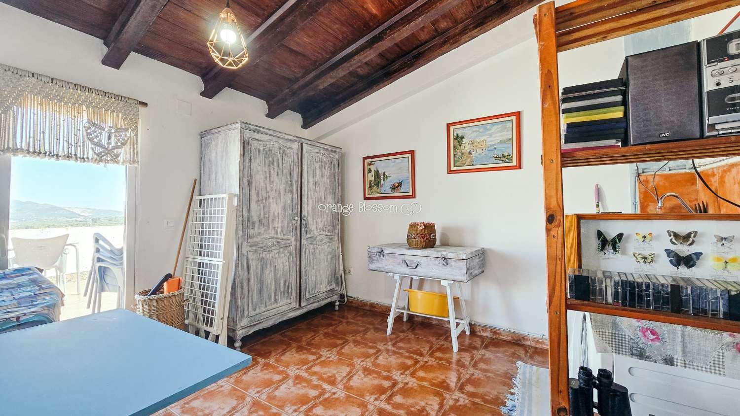 House for Sale in Villalonga