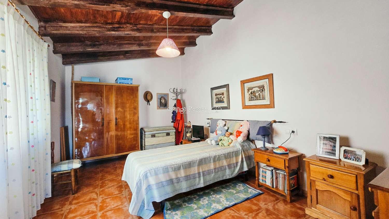 House for Sale in Villalonga