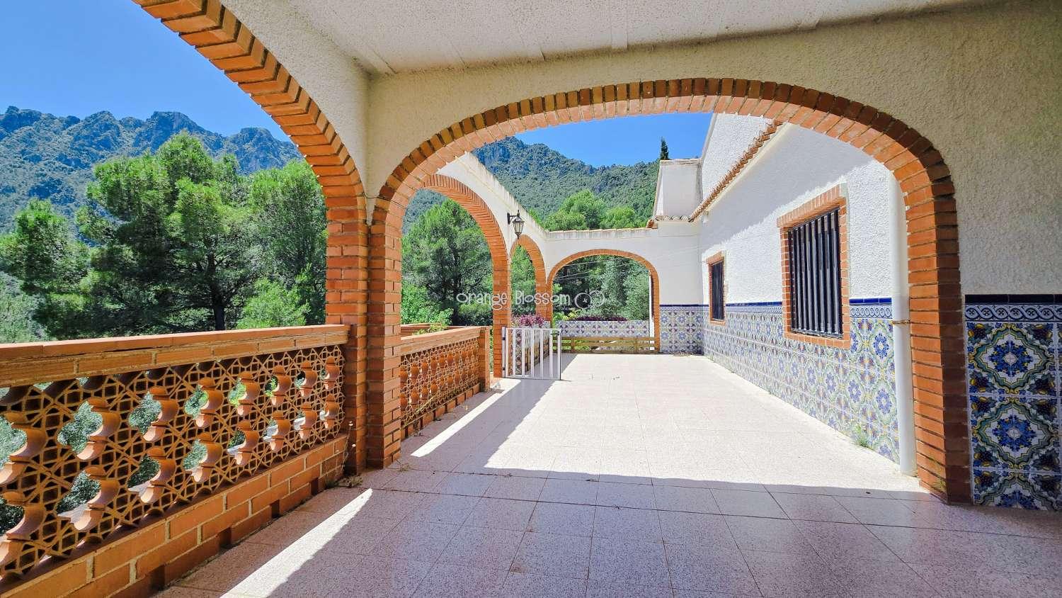 Villa for Sale in Villalonga