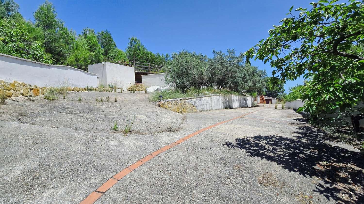 Villa for Sale in Villalonga