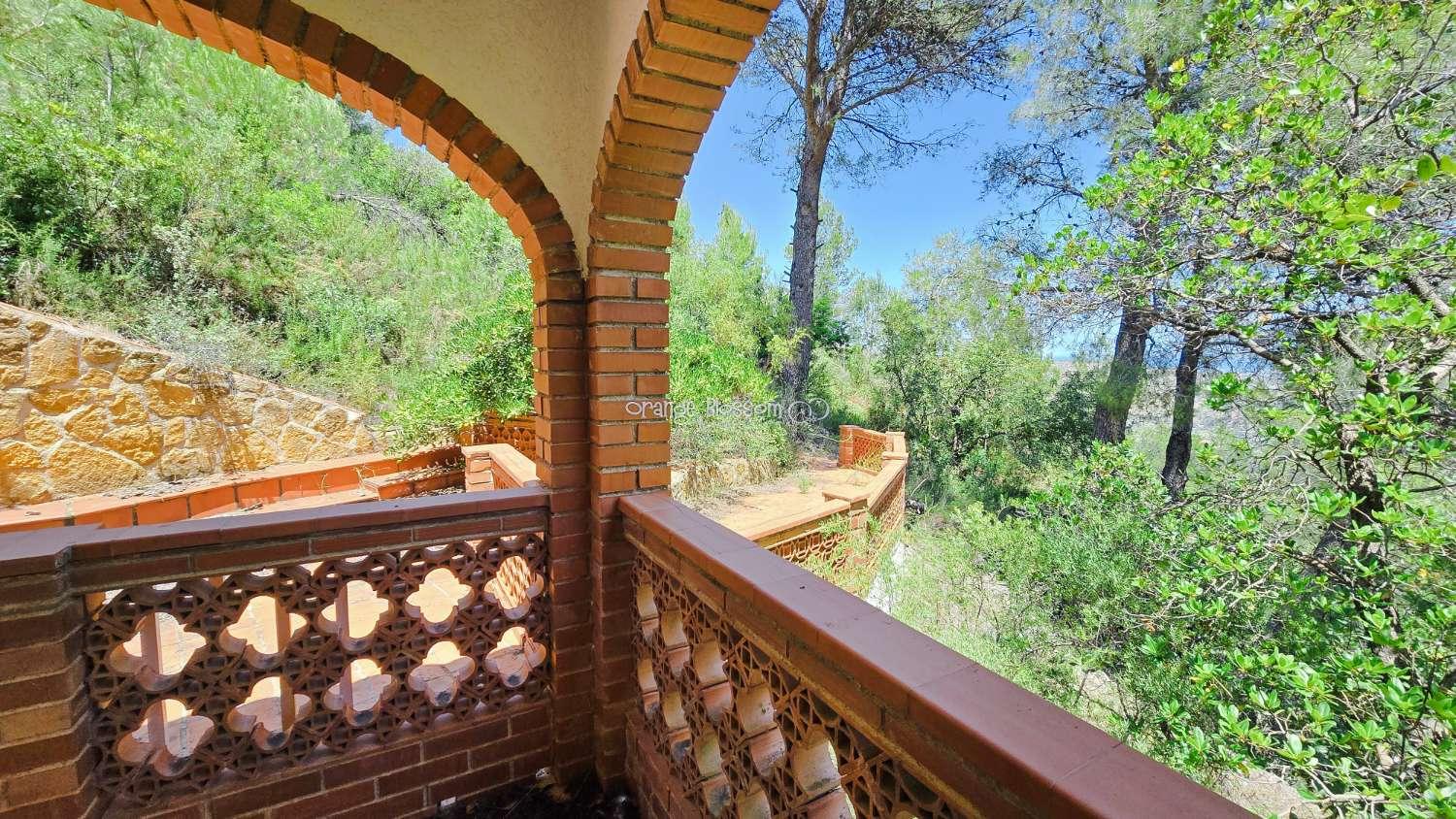 Villa for Sale in Villalonga