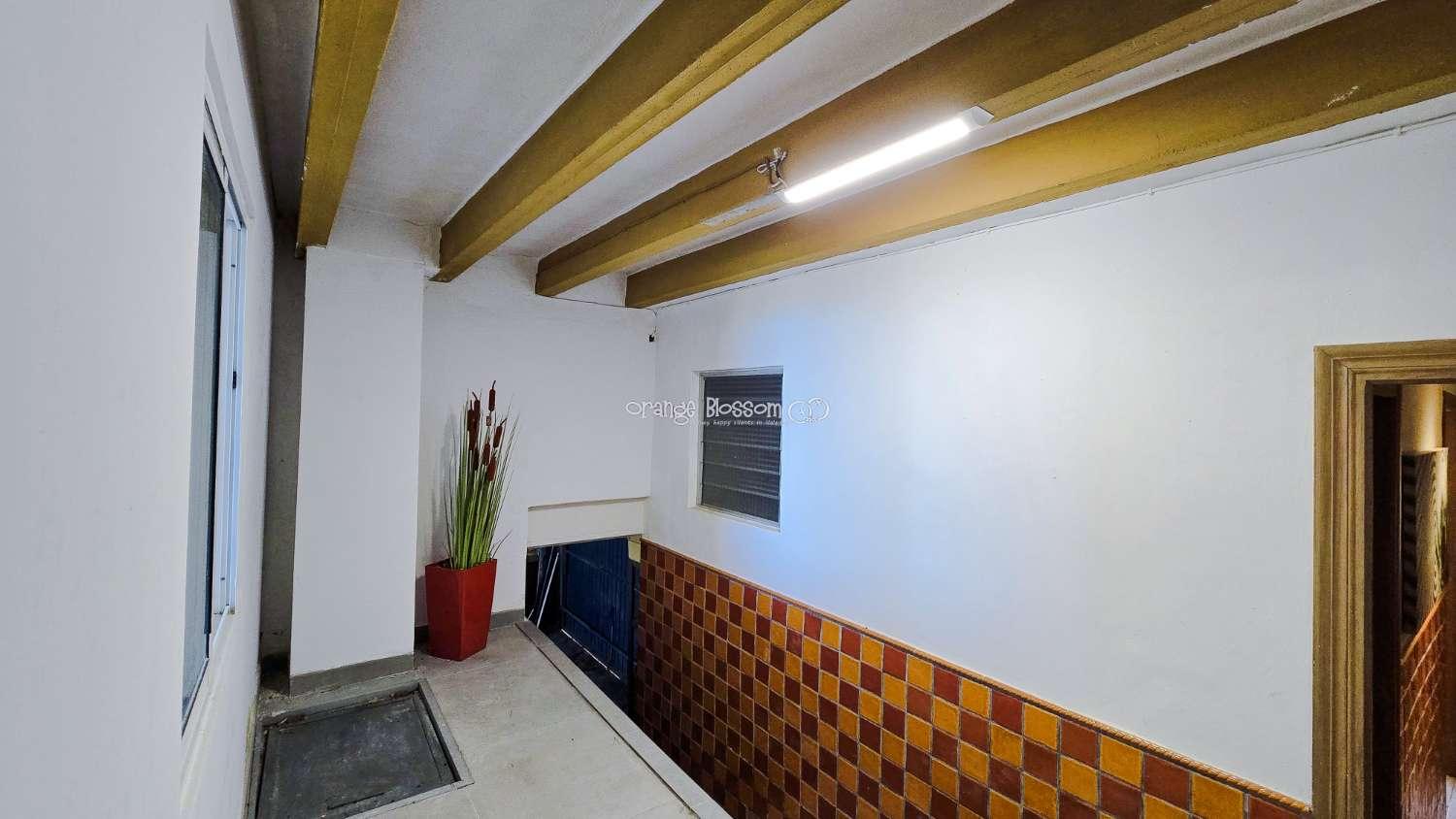 Villa for Sale in Villalonga