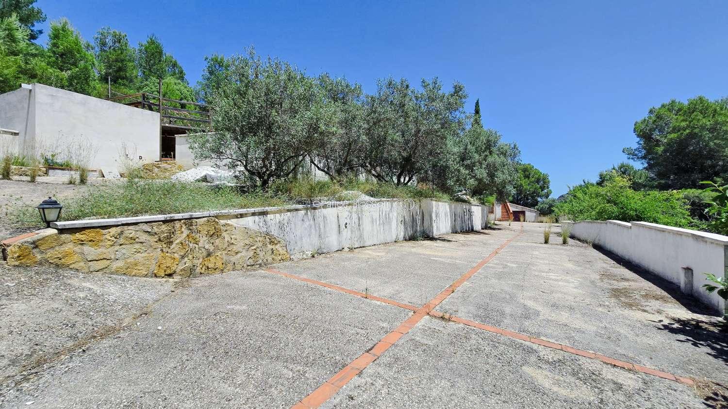 Villa for Sale in Villalonga