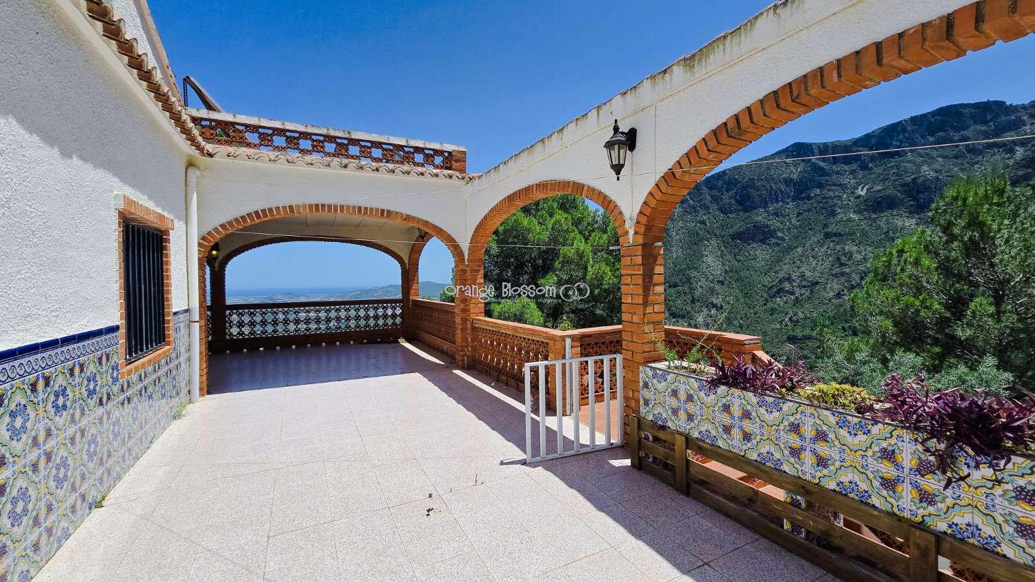 Villa for Sale in Villalonga
