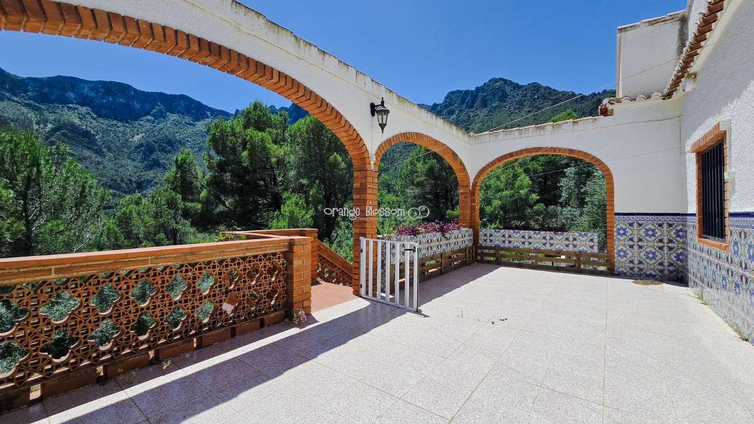 Villa for Sale in Villalonga