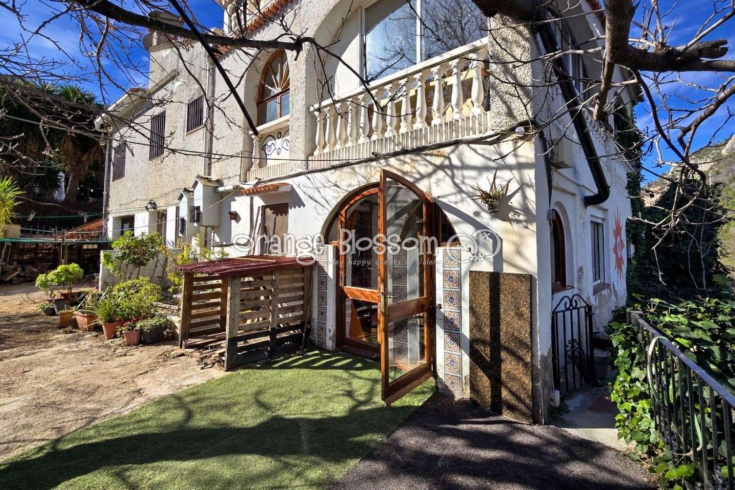 Villa for Sale in Villalonga