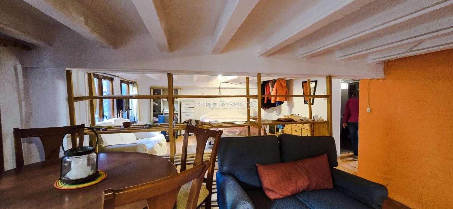 Villa for Sale in Villalonga