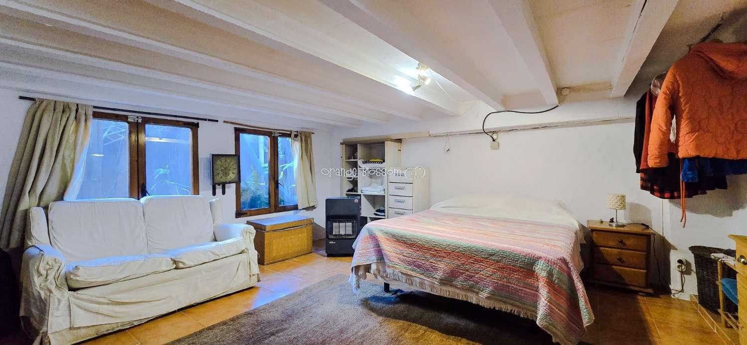 Villa for Sale in Villalonga