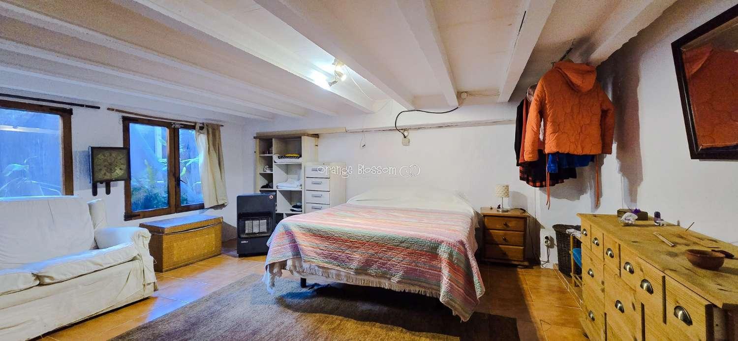Villa for Sale in Villalonga