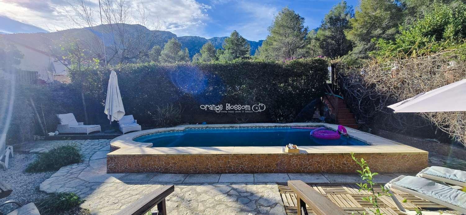 Villa for Sale in Villalonga