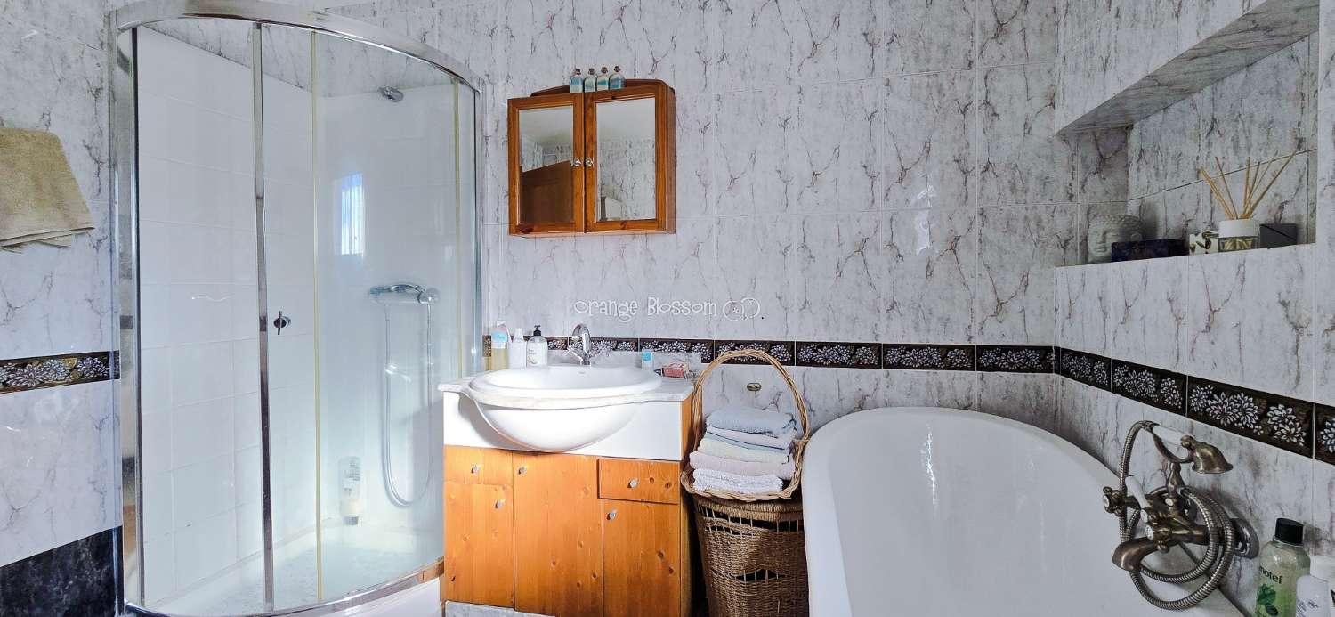 Villa for Sale in Villalonga