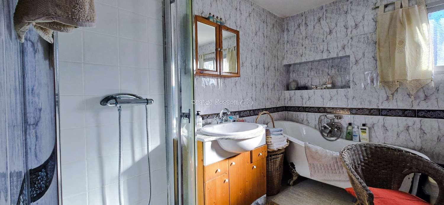 Villa for Sale in Villalonga