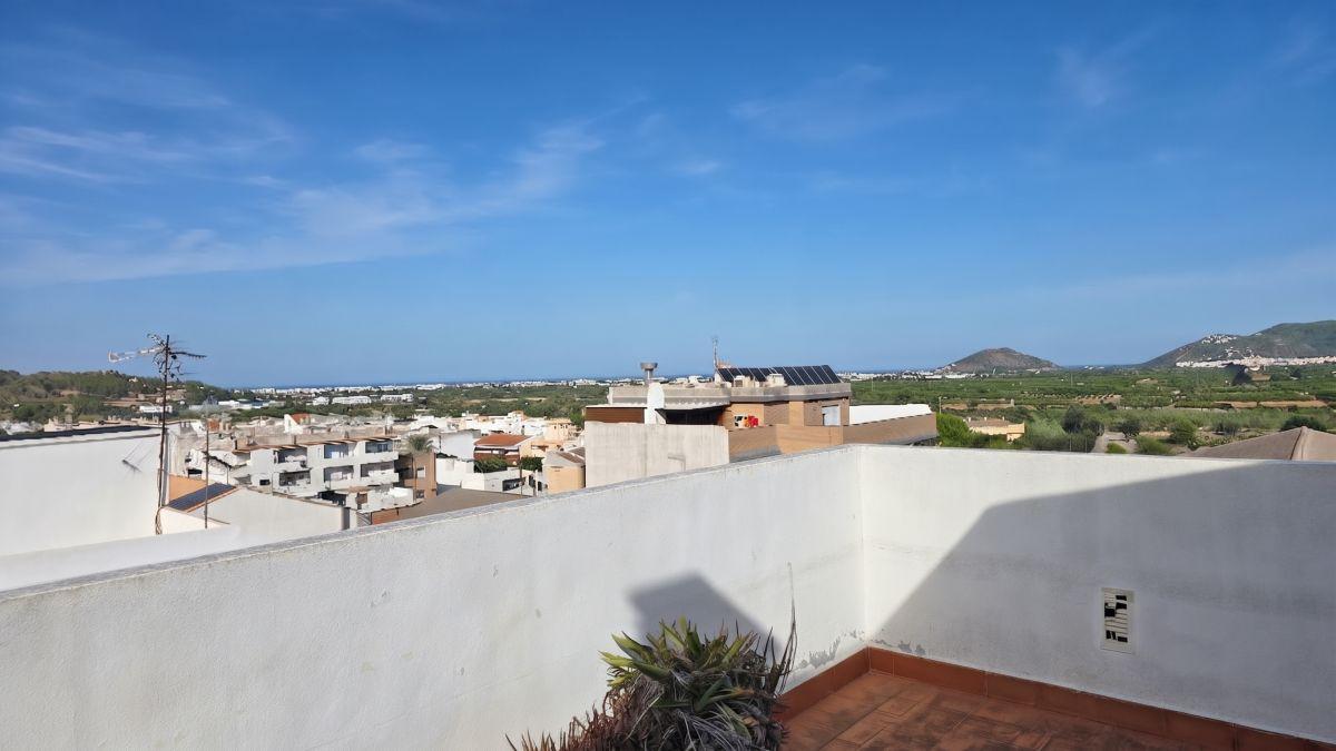 Penthouse for Sale in Ador
