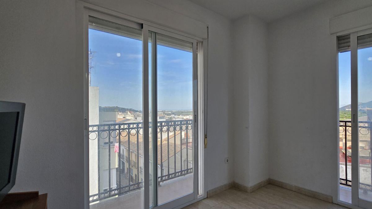 Penthouse for Sale in Ador