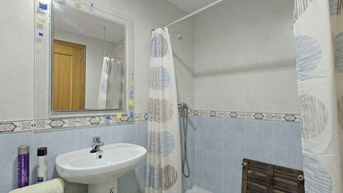 Penthouse for Sale in Ador