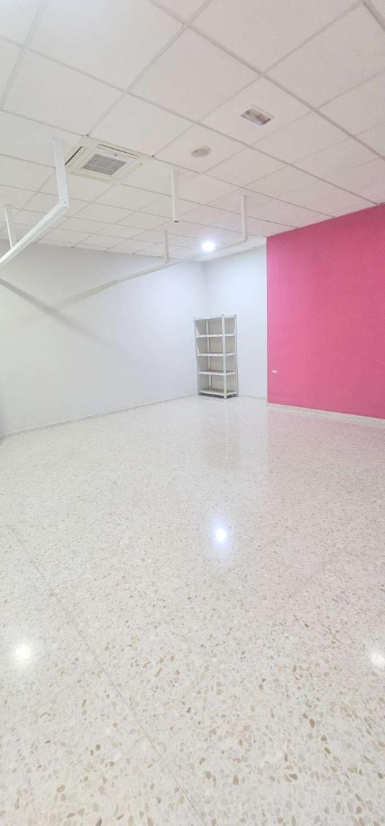 Premise for Sale in Vélez-Málaga