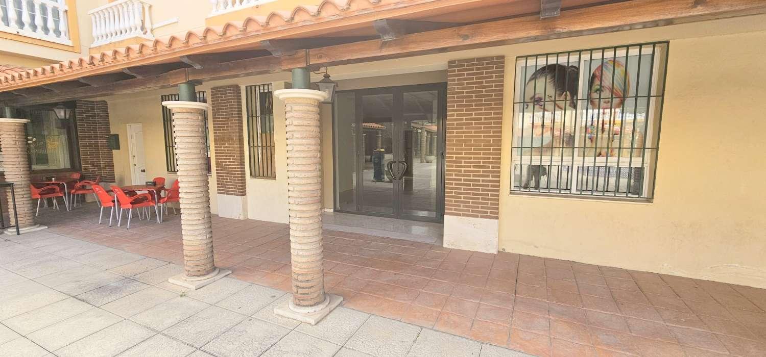 Premise for Sale in Vélez-Málaga