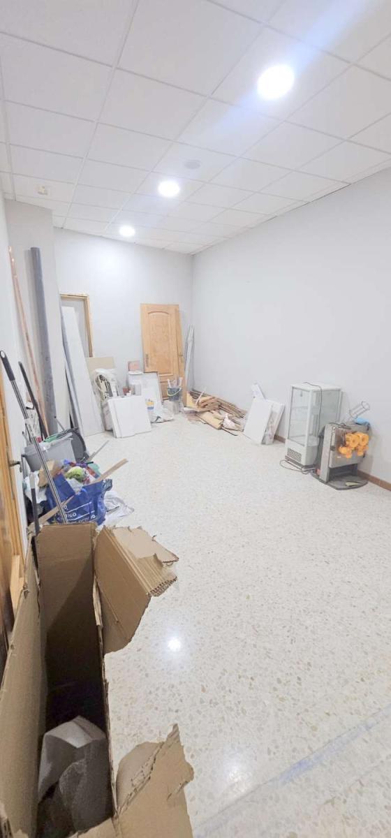 Premise for Sale in Vélez-Málaga