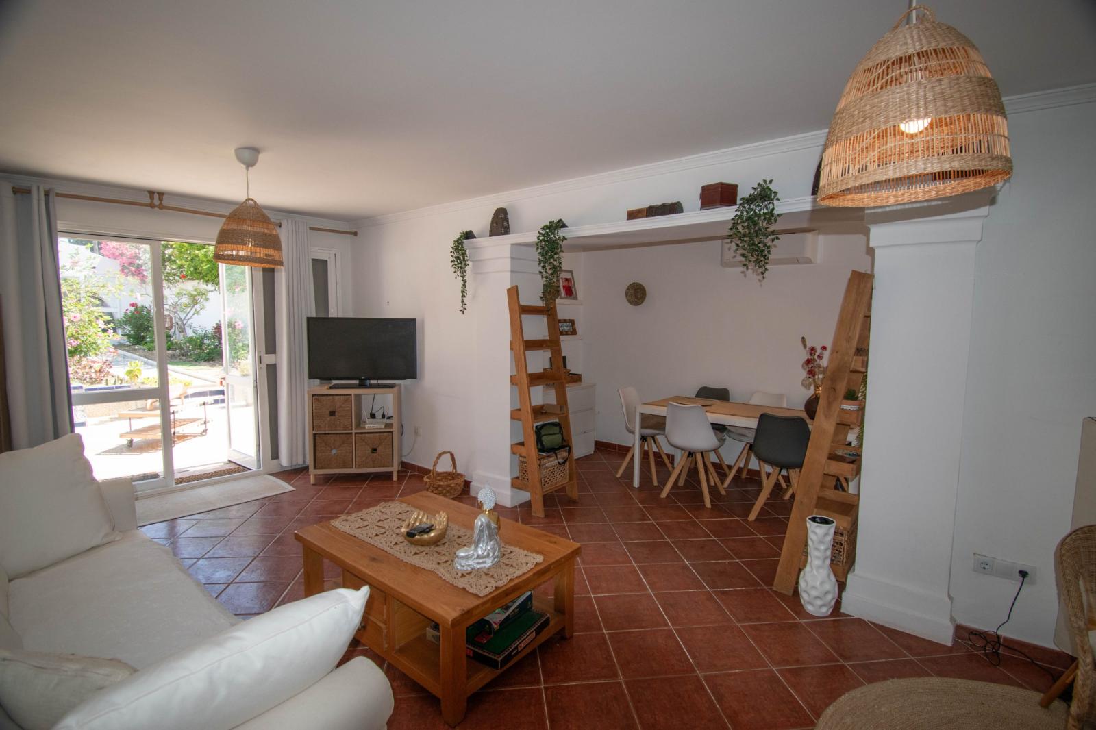 Villa for Sale in Chiclana de la Frontera