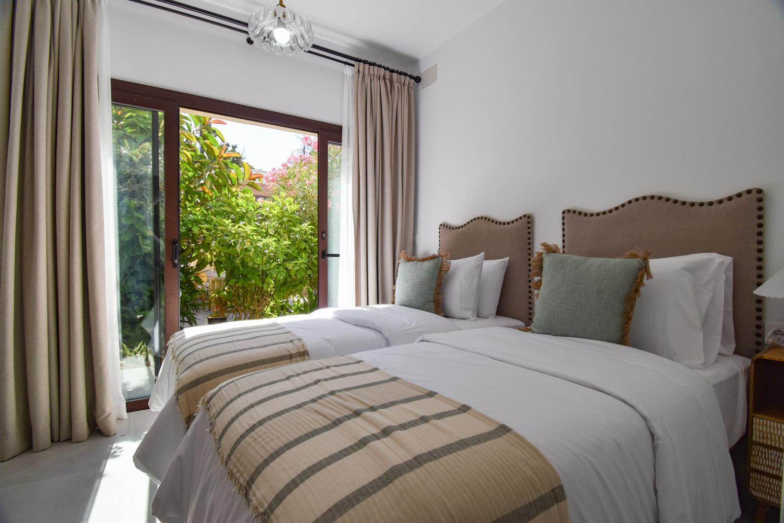 Villa for Sale in Chiclana de la Frontera
