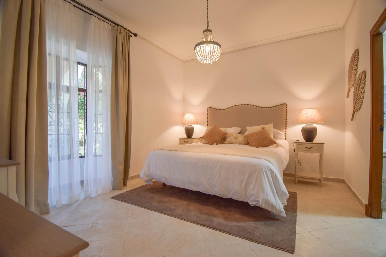 Villa for Sale in Chiclana de la Frontera