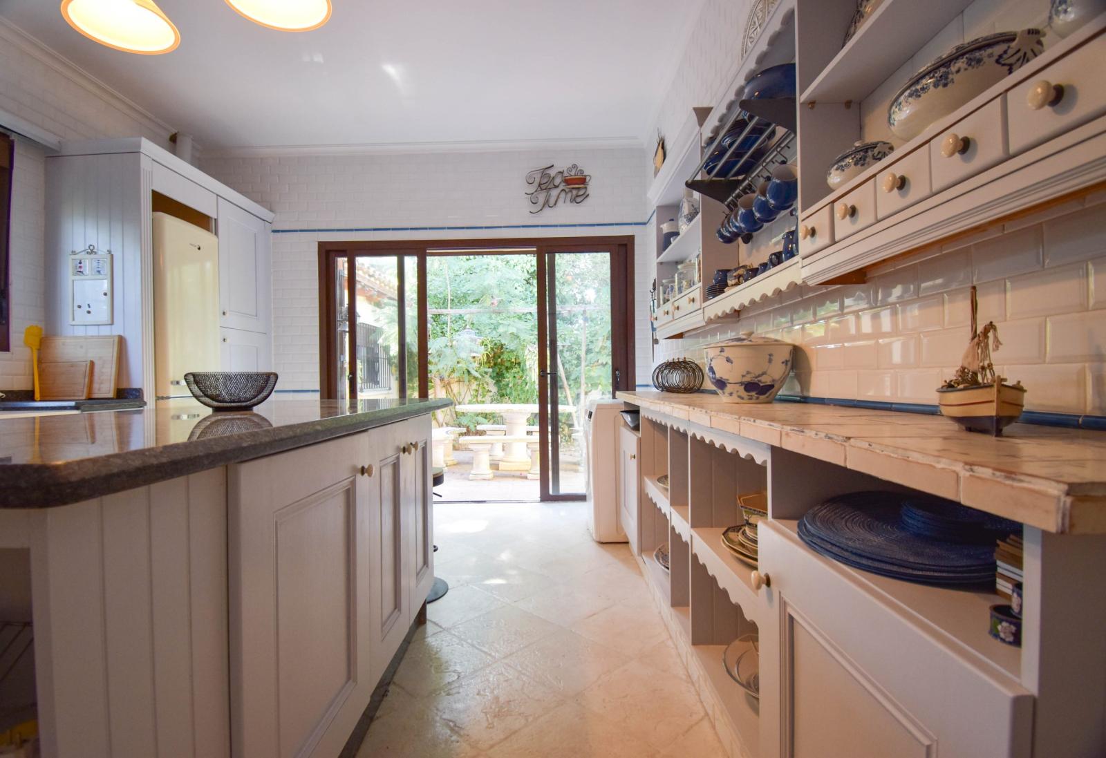 Villa for Sale in Chiclana de la Frontera
