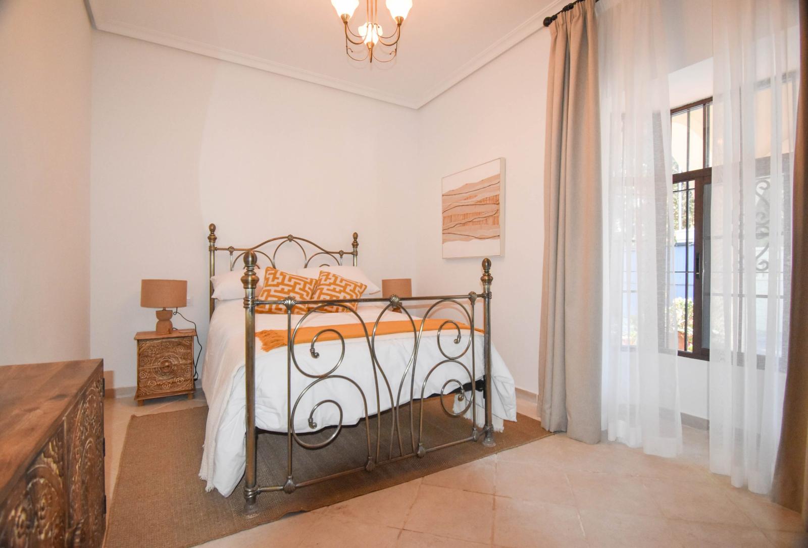 Villa for Sale in Chiclana de la Frontera