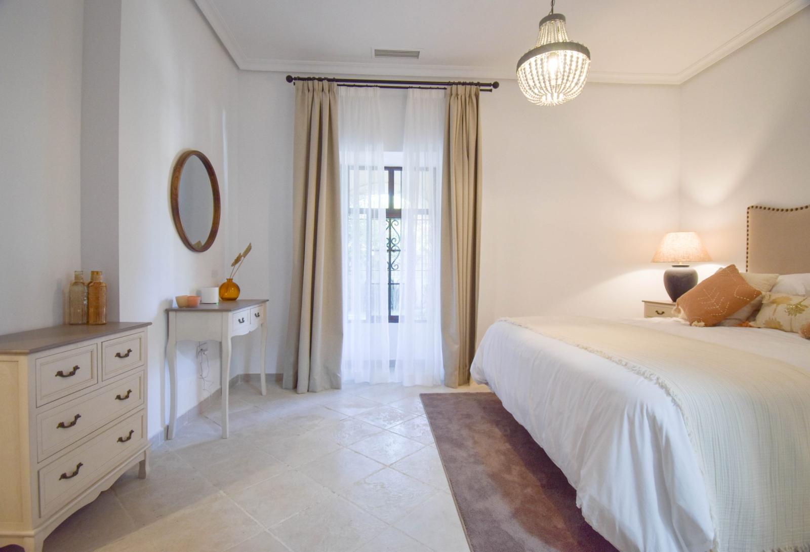 Villa for Sale in Chiclana de la Frontera