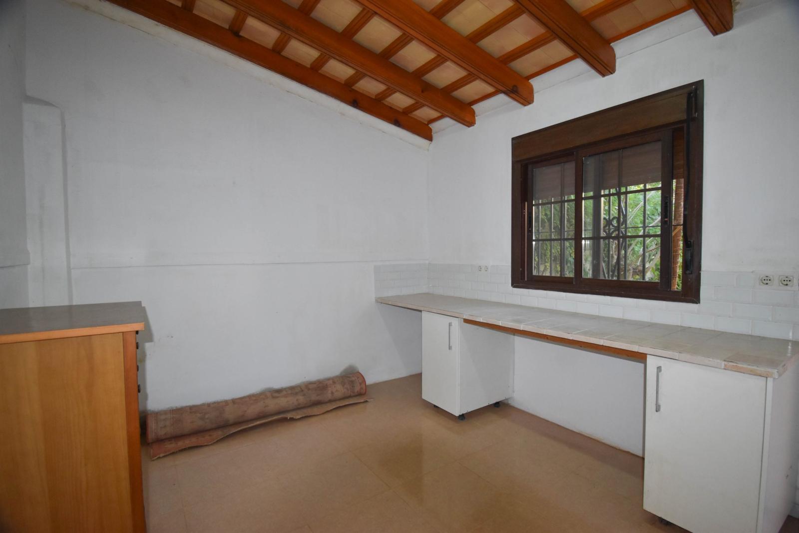 Villa for Sale in Chiclana de la Frontera