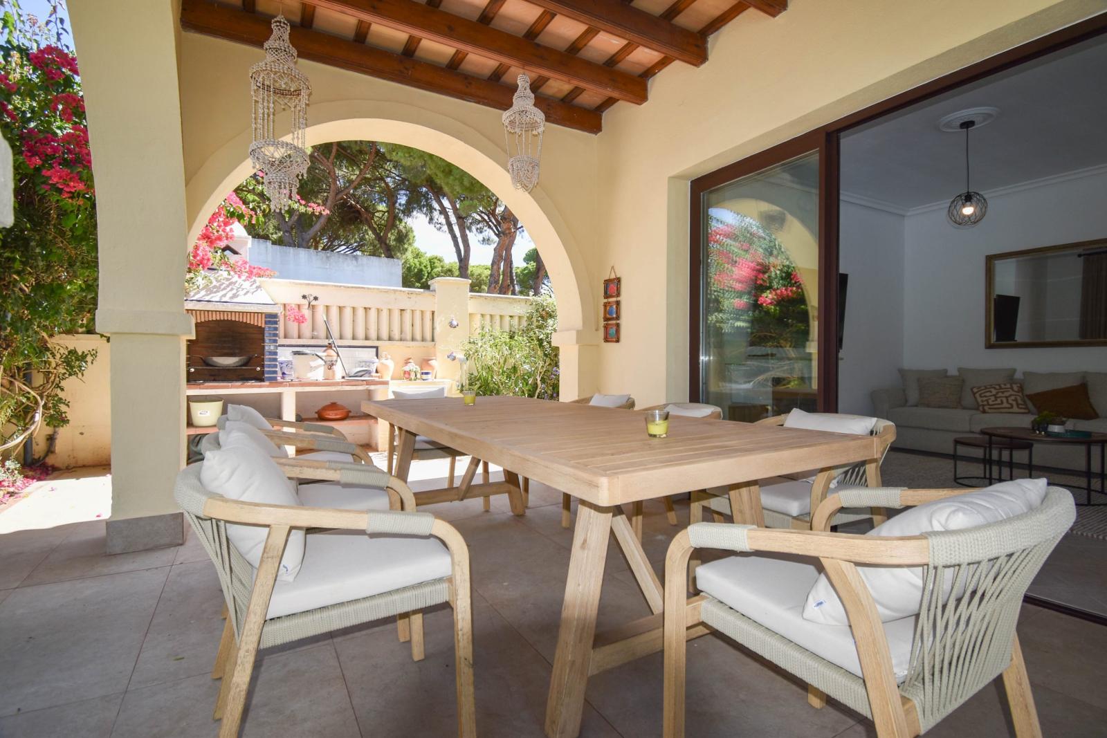 Villa for Sale in Chiclana de la Frontera
