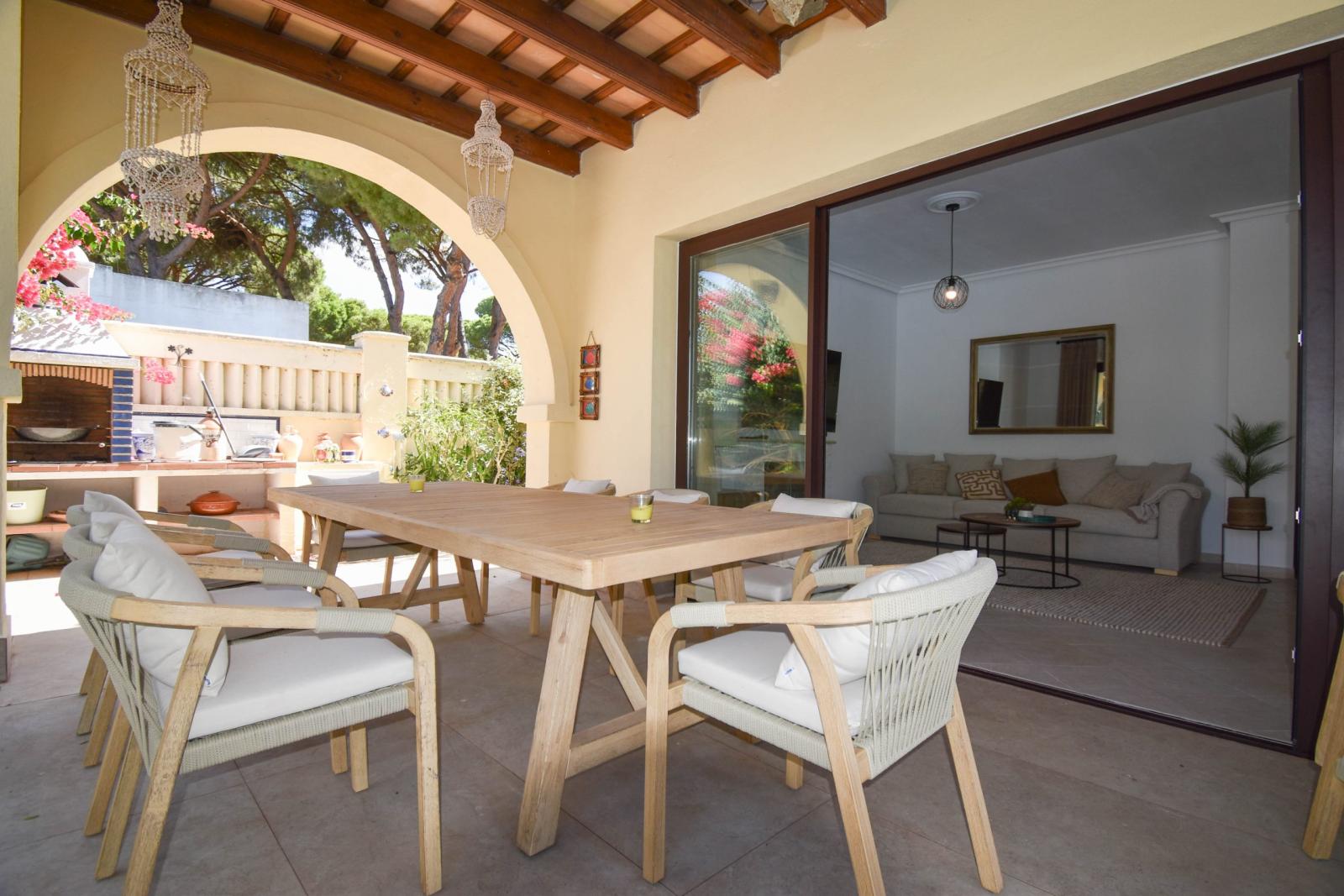Villa for Sale in Chiclana de la Frontera
