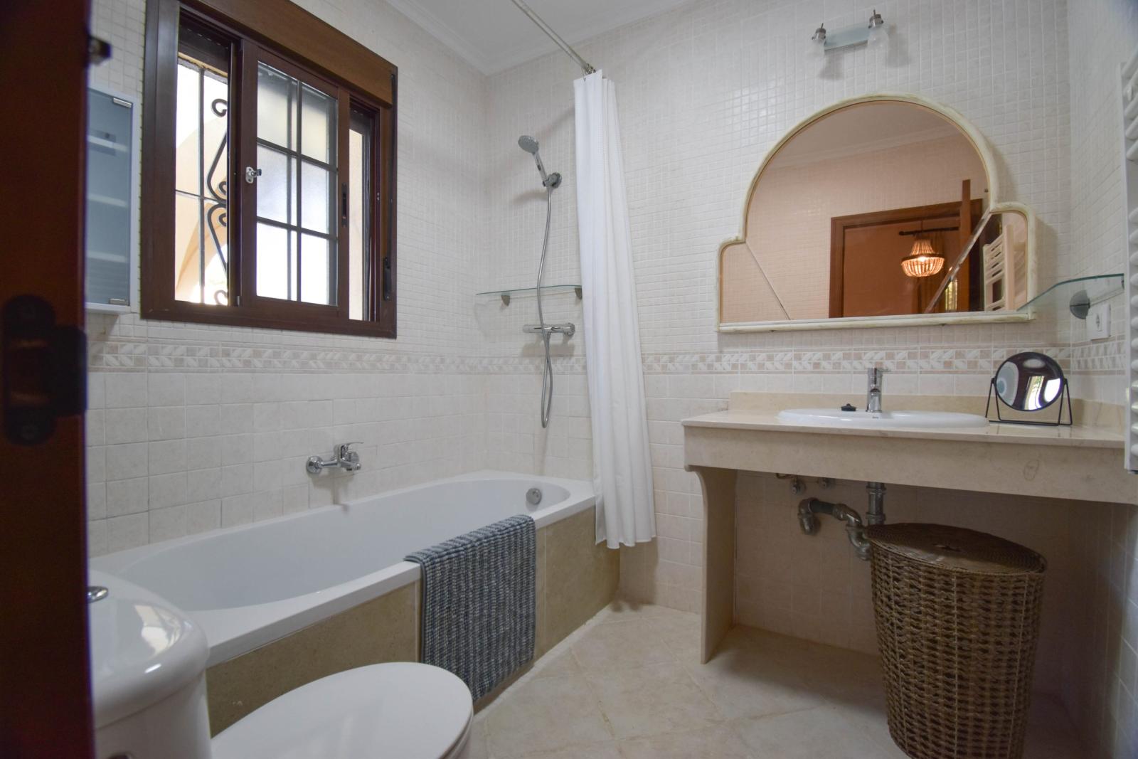 Villa for Sale in Chiclana de la Frontera