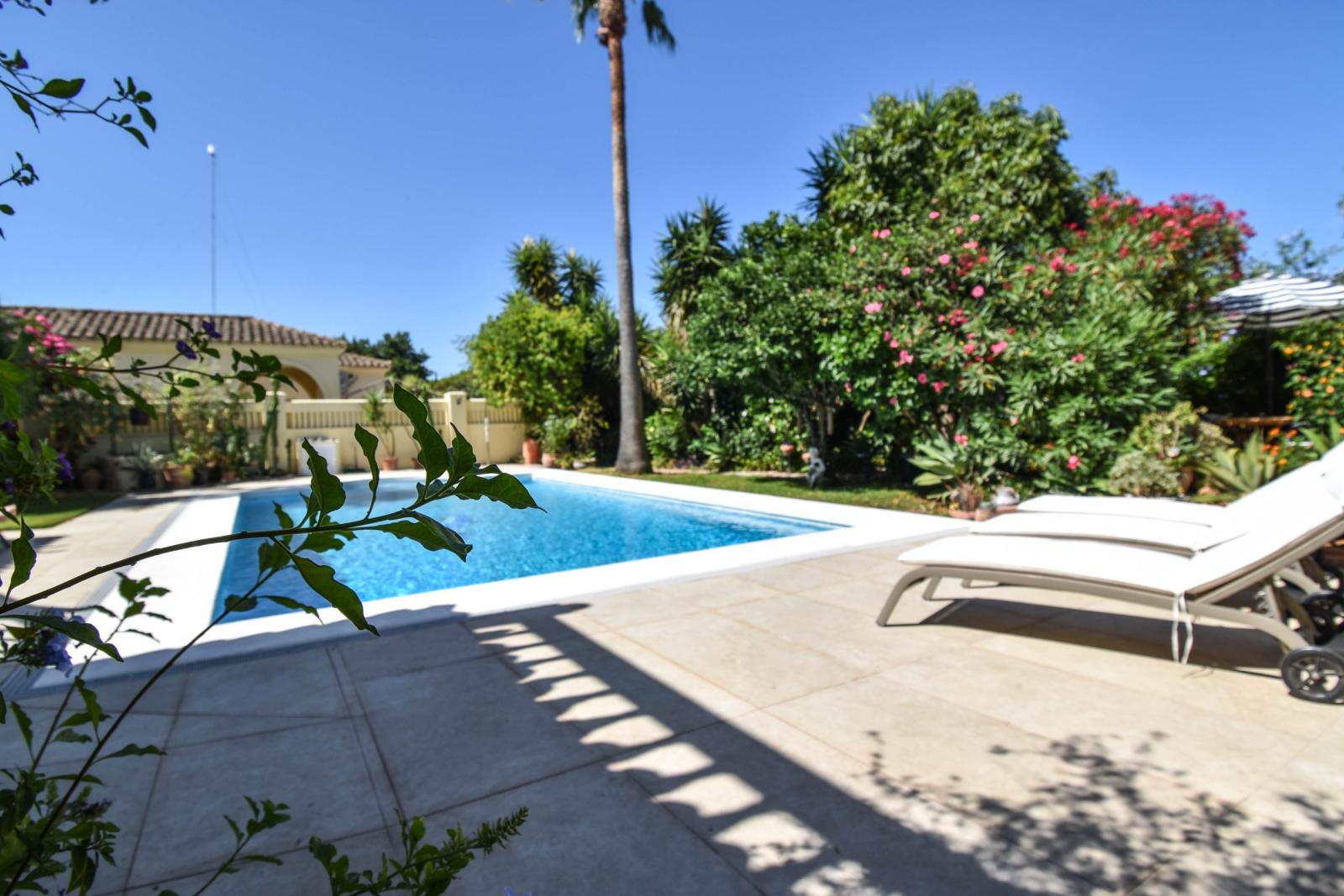 Villa for Sale in Chiclana de la Frontera