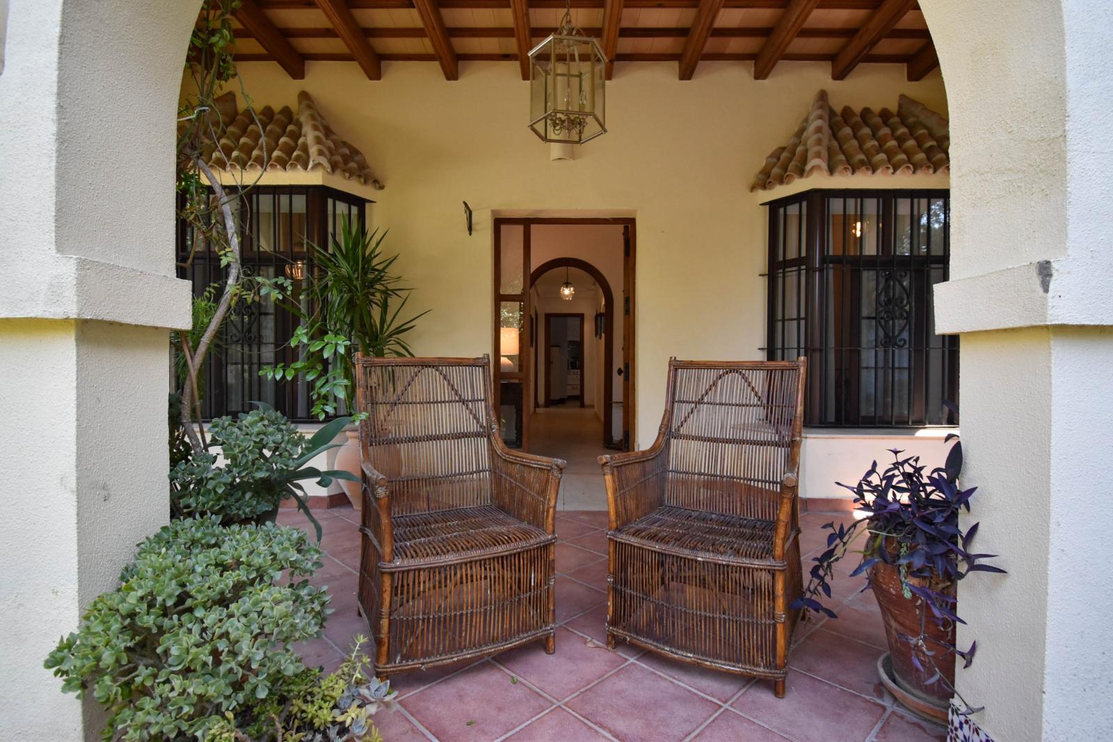 Villa for Sale in Chiclana de la Frontera
