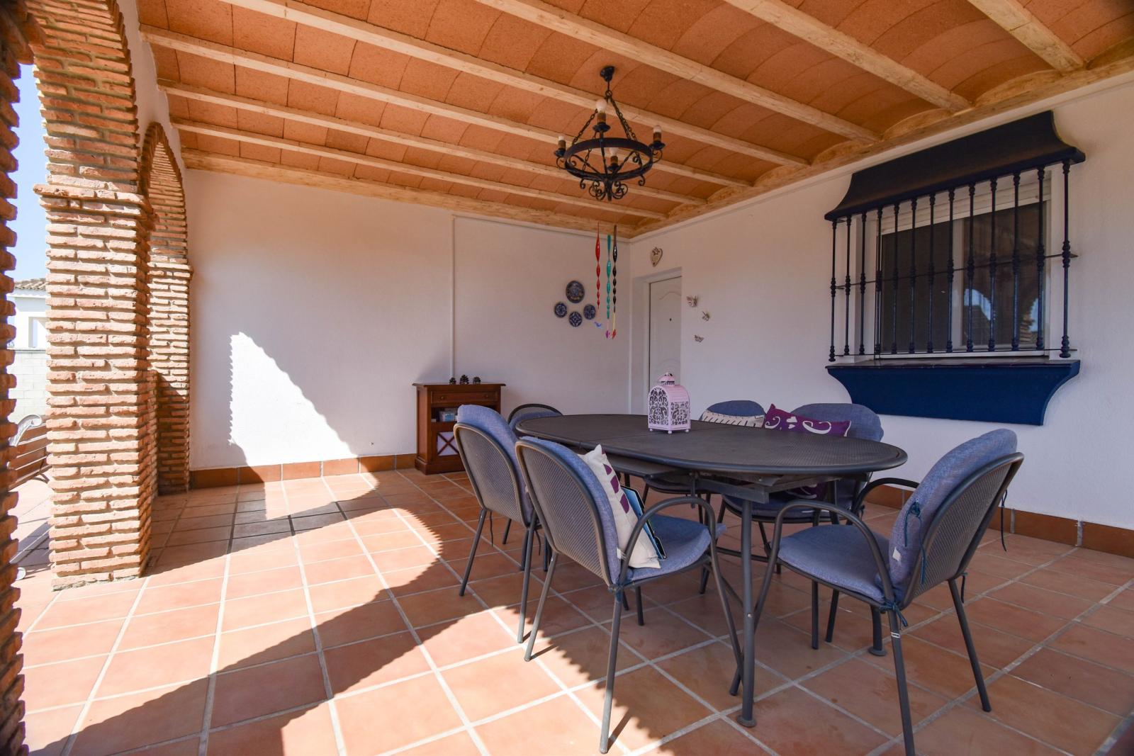 Villa for Sale in Chiclana de la Frontera