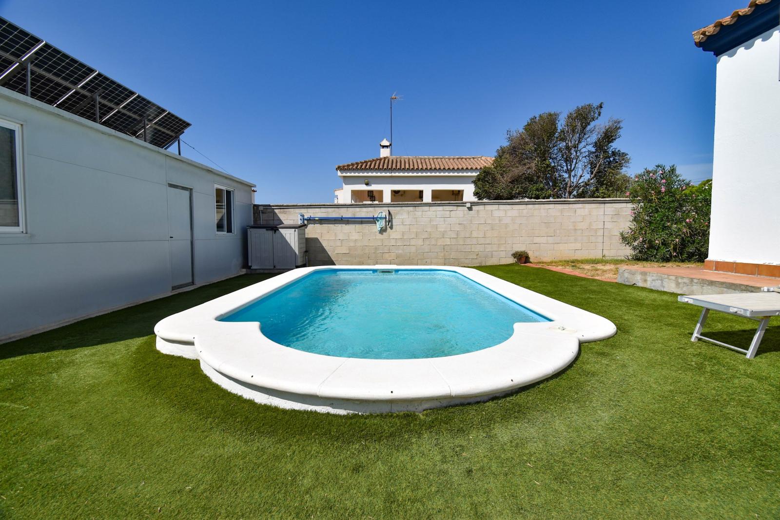 Villa for Sale in Chiclana de la Frontera