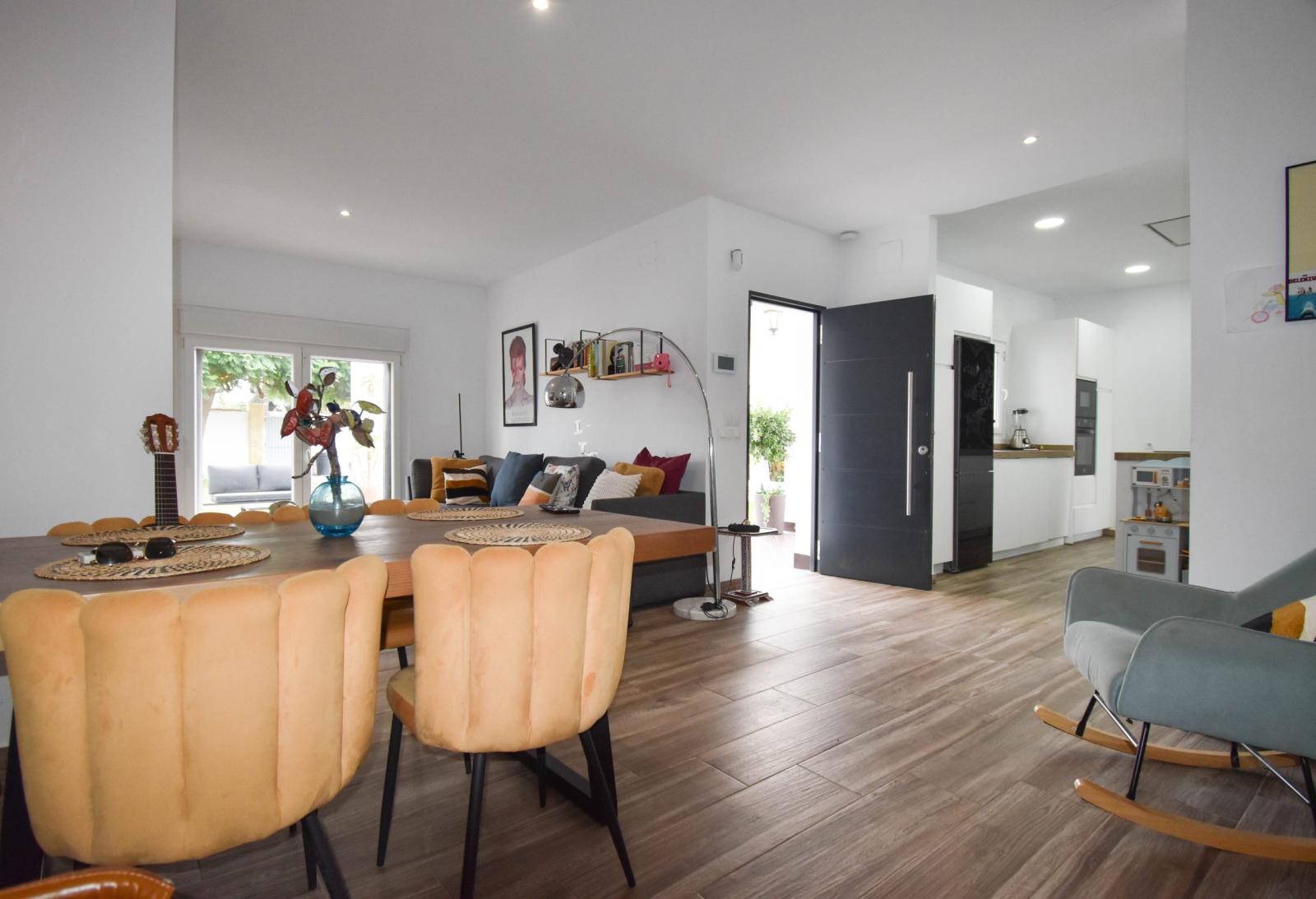 Villa for Sale in Chiclana de la Frontera