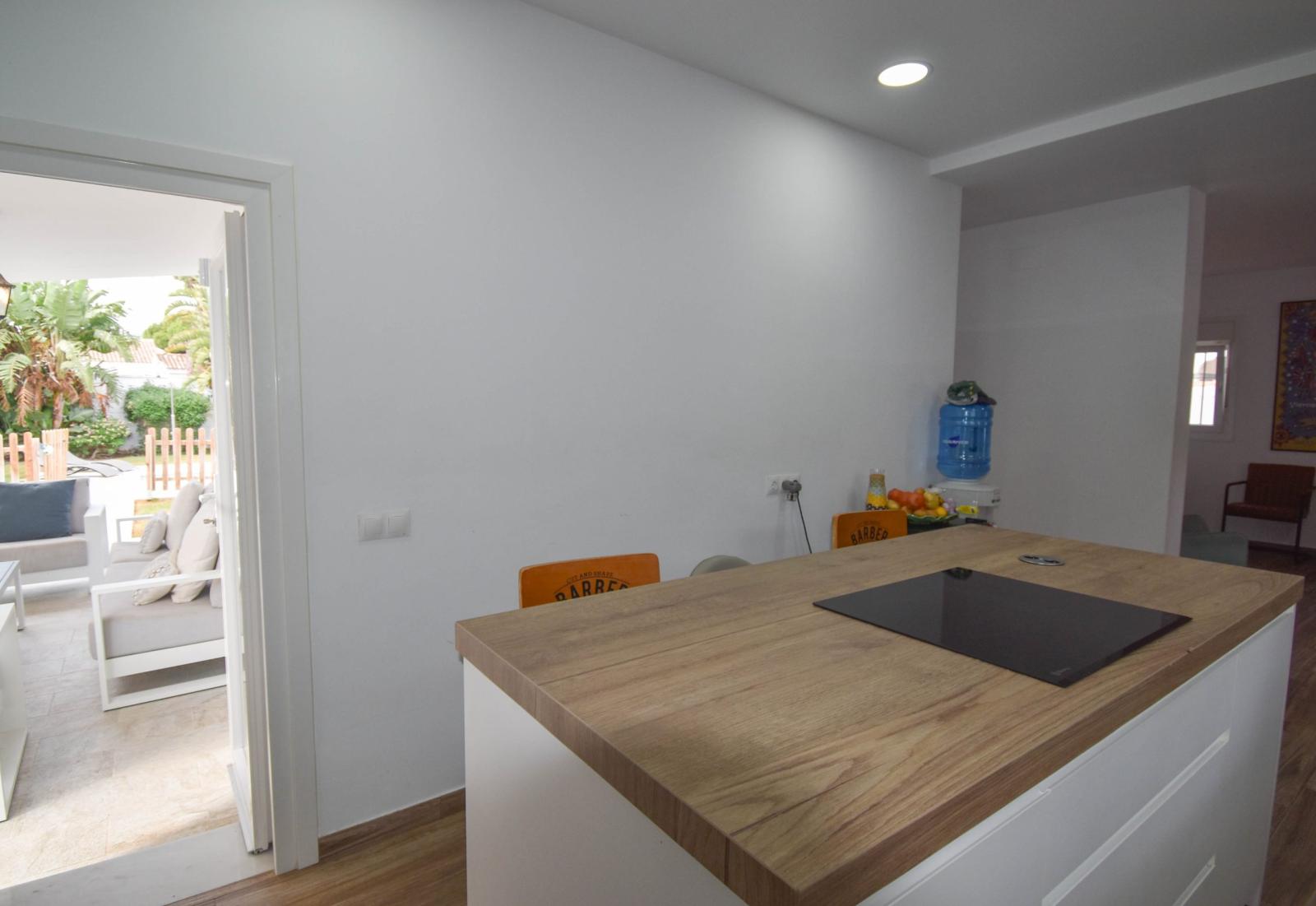 Villa for Sale in Chiclana de la Frontera