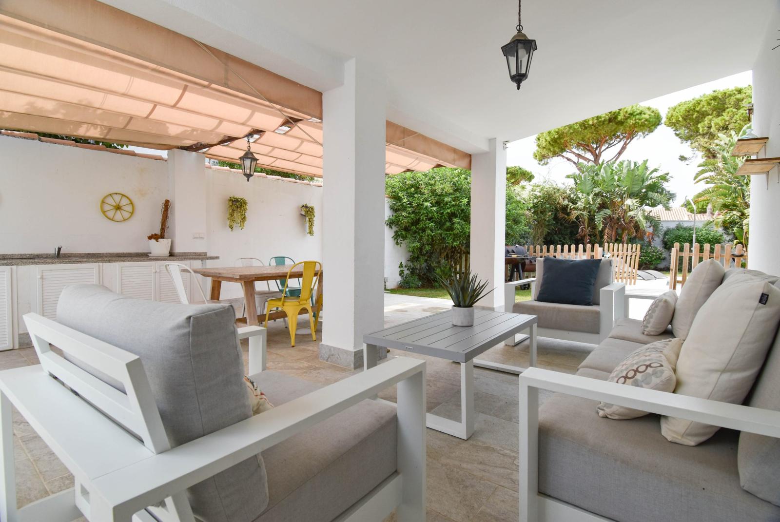Villa for Sale in Chiclana de la Frontera
