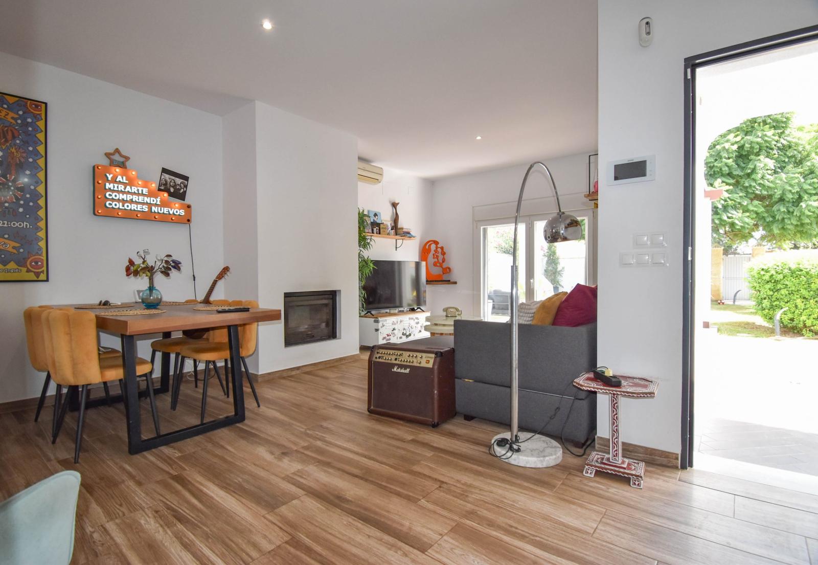 Villa for Sale in Chiclana de la Frontera