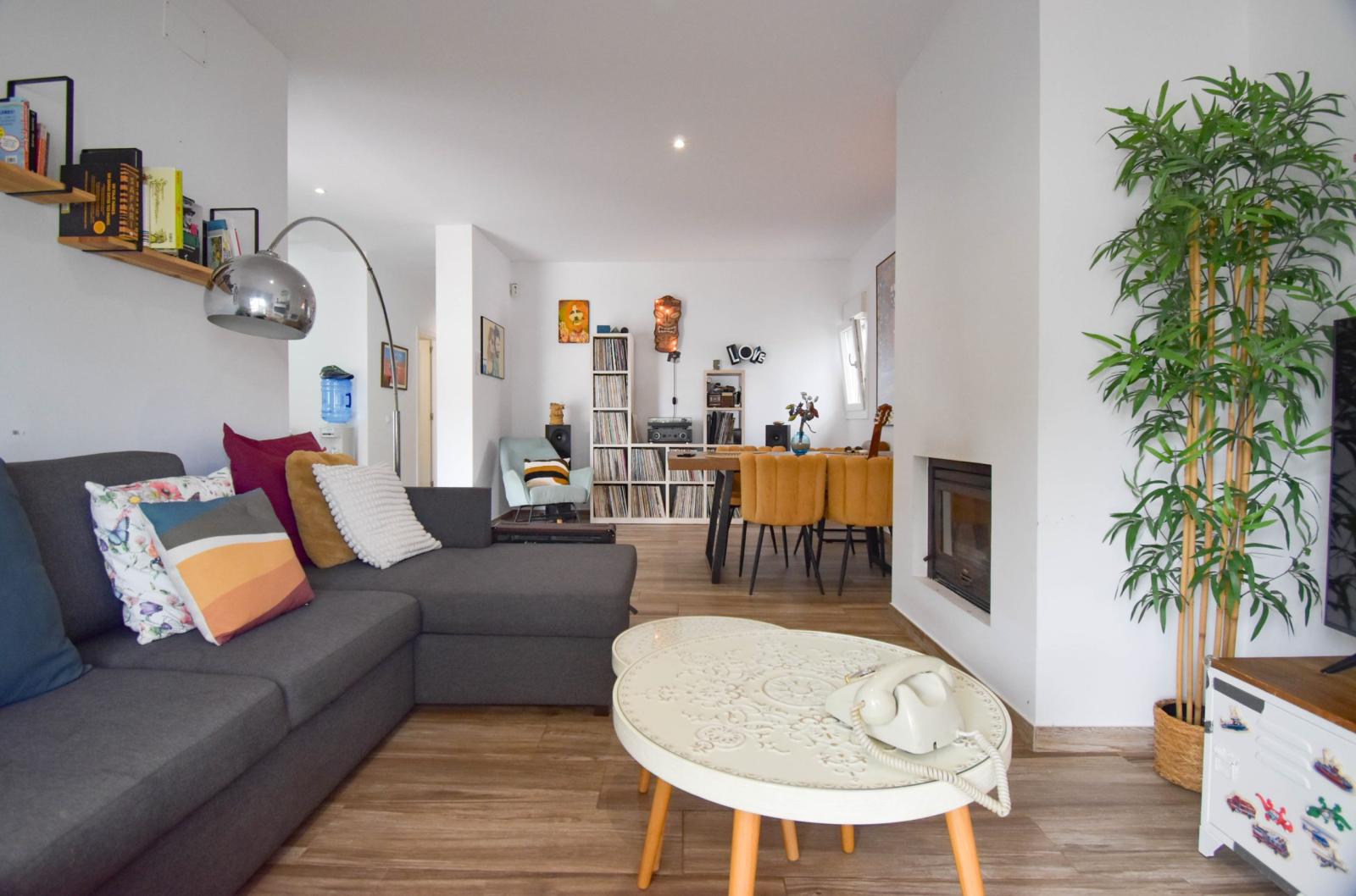 Villa for Sale in Chiclana de la Frontera