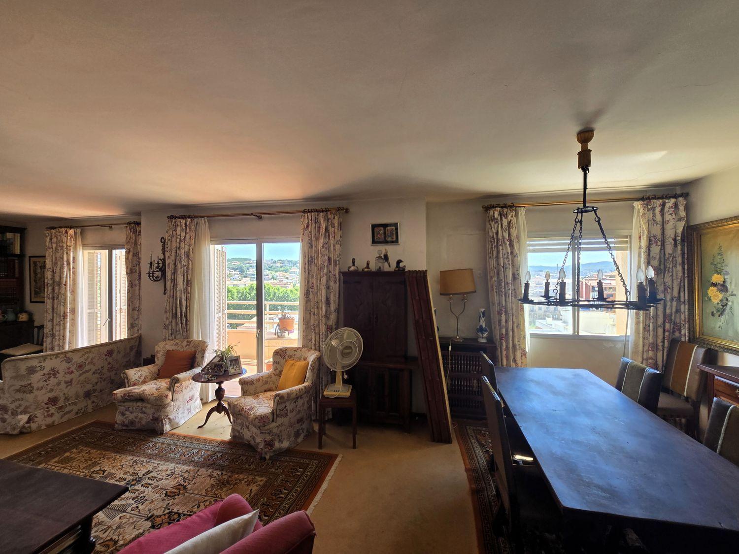 Duplex for Sale in La Bisbal d'Empordà