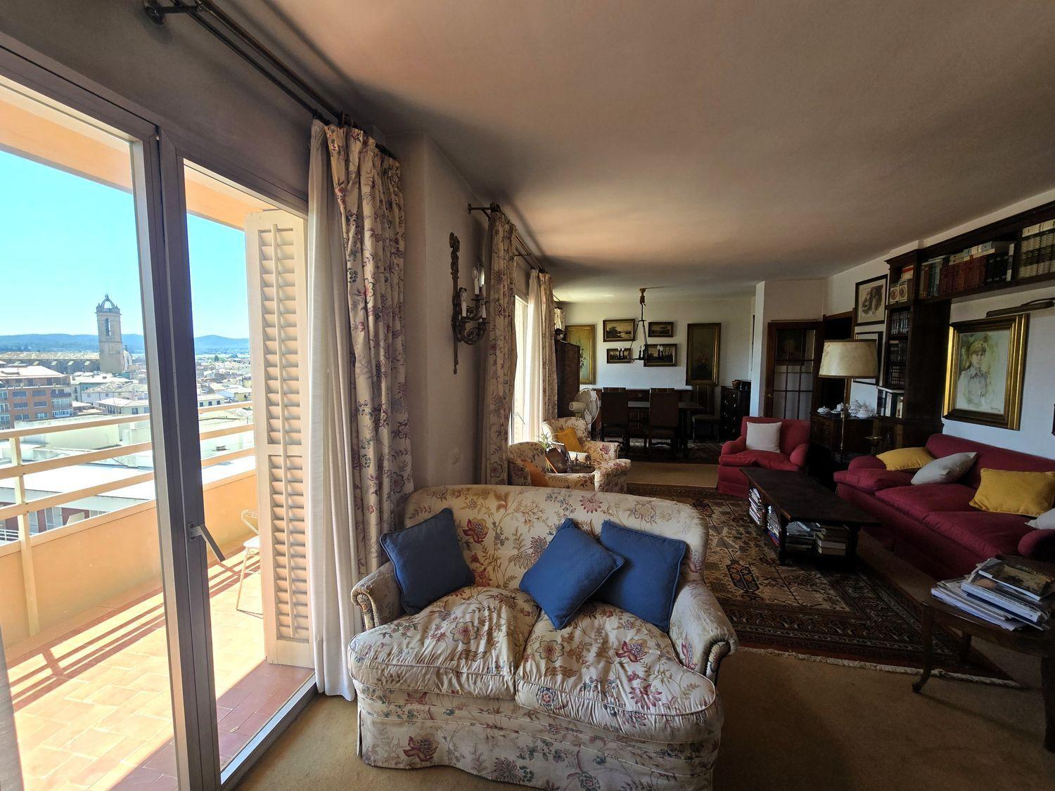 Duplex for Sale in La Bisbal d'Empordà