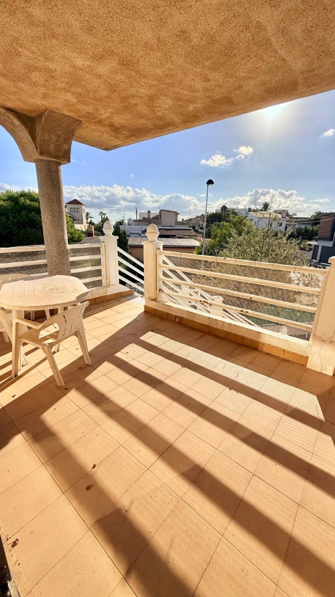 Chalet for Sale in Cartagena