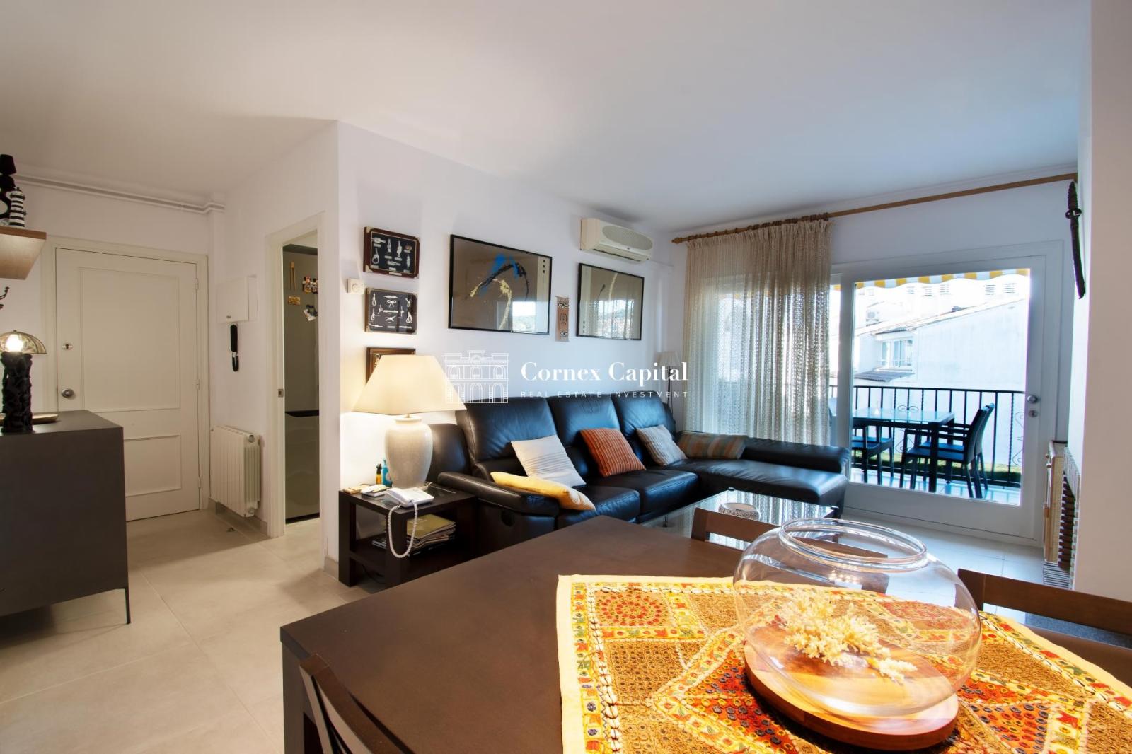 Apartment for Sale in Castell-Platja d'Aro