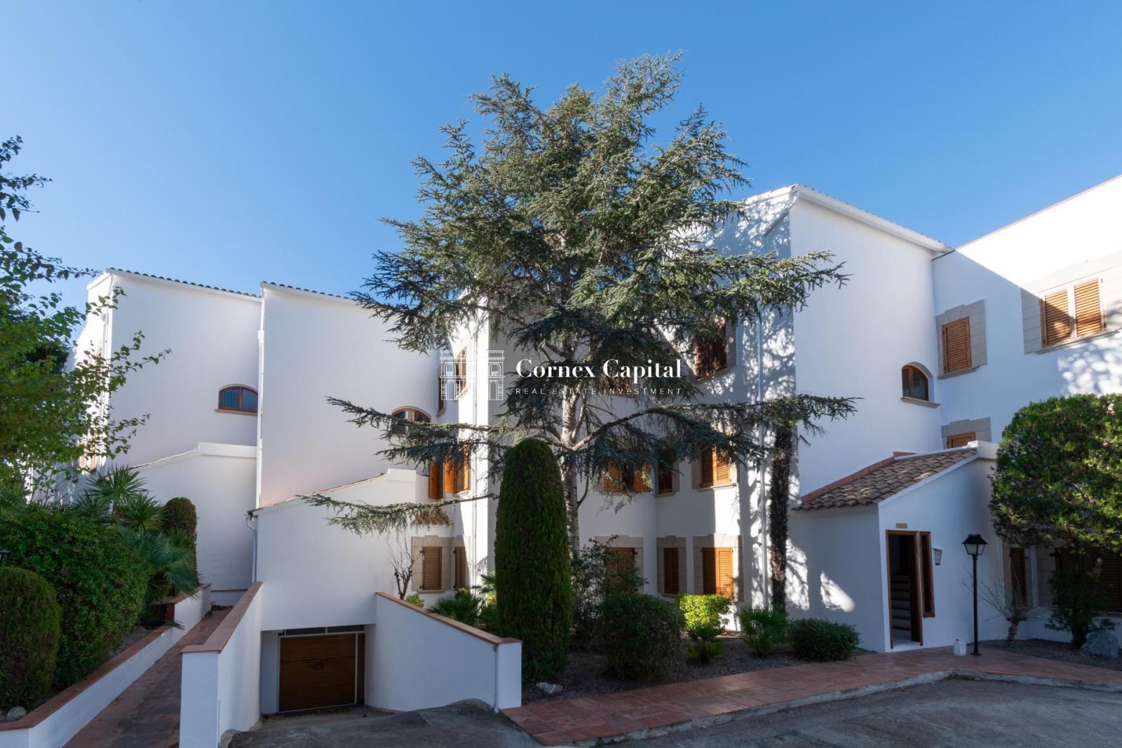 Apartment for Sale in Castell-Platja d'Aro